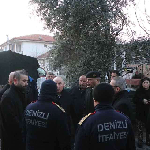 Denizli'de özel engelli bakım merkezinde çıkan yangında 1 kişi dumandan etk...