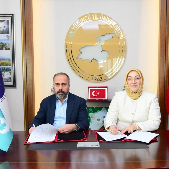 Van YYÜ ile İŞKUR arasında işbirliği protokolü yapıldı