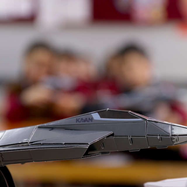 TUSAŞ, Türkiye'nin geleceğine destek için harçlıklarını gönderen minikleri...