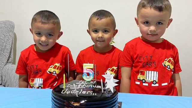 Bakan Göktaş, Gümüşhaneli üçüzler 'Recep', 'Tayyip' ve 'Erdoğan'ın doğum günlerini kutladı (2)