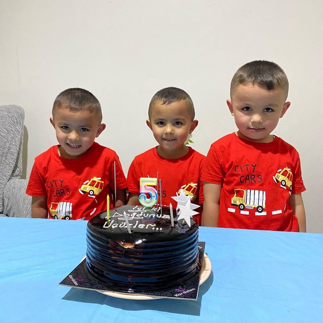 Bakan Göktaş, Gümüşhaneli üçüzler 'Recep', 'Tayyip' ve 'Erdoğan'ın doğum gü...