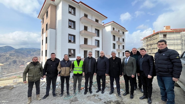 İskilip'te TOKİ konutlarının inşası sürüyor
