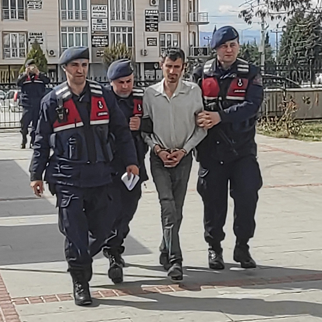 Ağabeyini öldüren sanık: Kendimi vurmak istiyordum