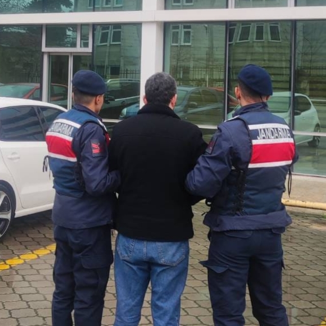 Samsun'da kasten öldürme suçundan aranan firari hükümlü yakalandı