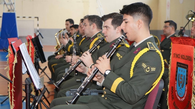 Kırklareli'nde askeri bando konser verdi