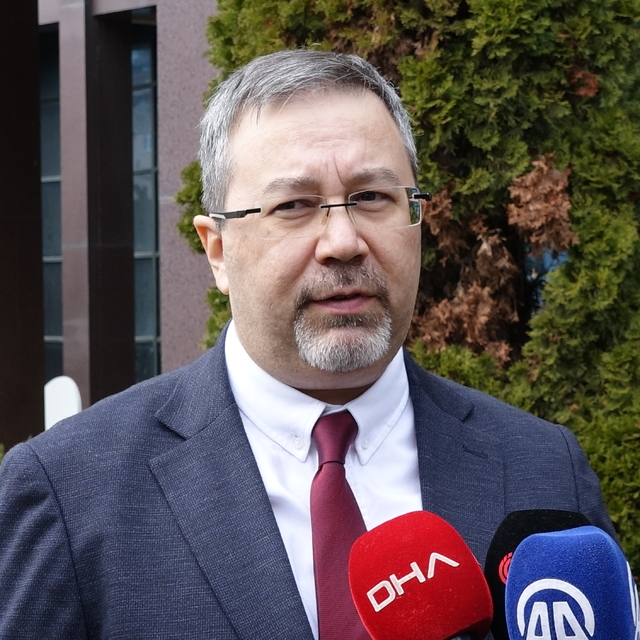 Prof. Dr. Akgün: Türkiye'de 500 diri fayın yaklaşık 170'i çalışılmış durumd...