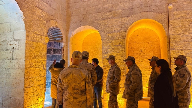 Jandarma Genel Komutanlığından gelen heyet Batman'da Mor Kuryakos Manastırı'nı gezdi