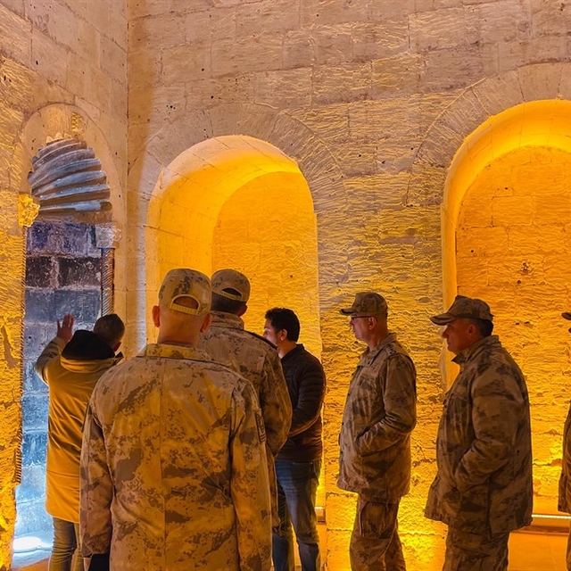 Jandarma Genel Komutanlığından gelen heyet Batman'da Mor Kuryakos Manastırı...
