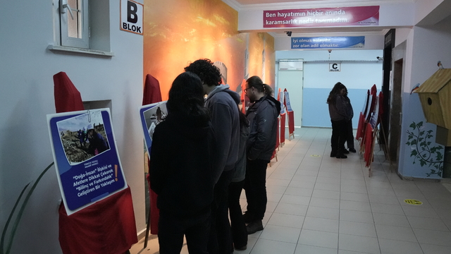 Diyarbakır'da, "Türkiye Yüzyılı Maarif Modeli" okullarda açılan sergiyle tanıtılıyor