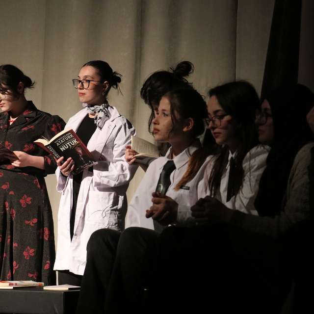 Trabzon'da "Boş Sandalye" adlı tiyatro oyunu sahnelendi