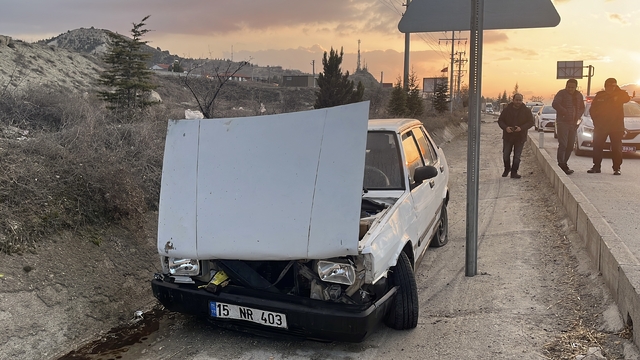 Burdur'da polisin "dur" ihtarına uymayıp kaçarken kaza yapan sürücü yakalandı