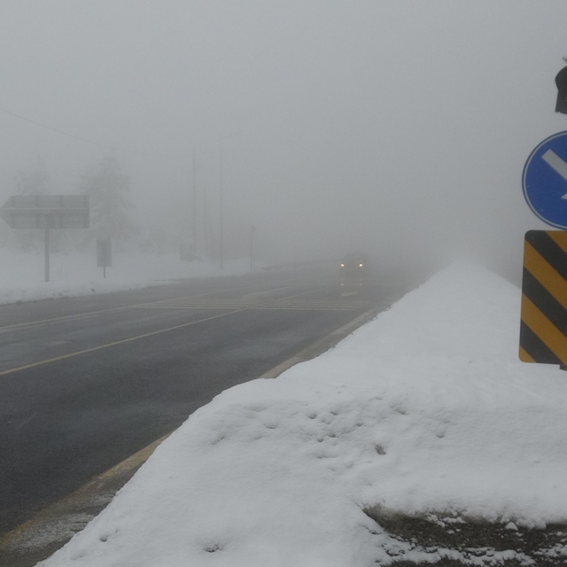 Bolu Dağı'nda sis etkili oldu