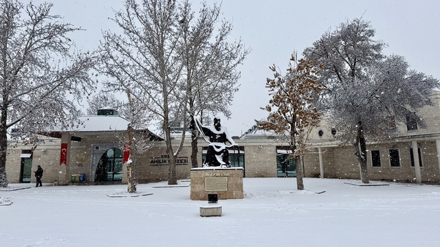 İç Anadolu'da kar etkili oluyor