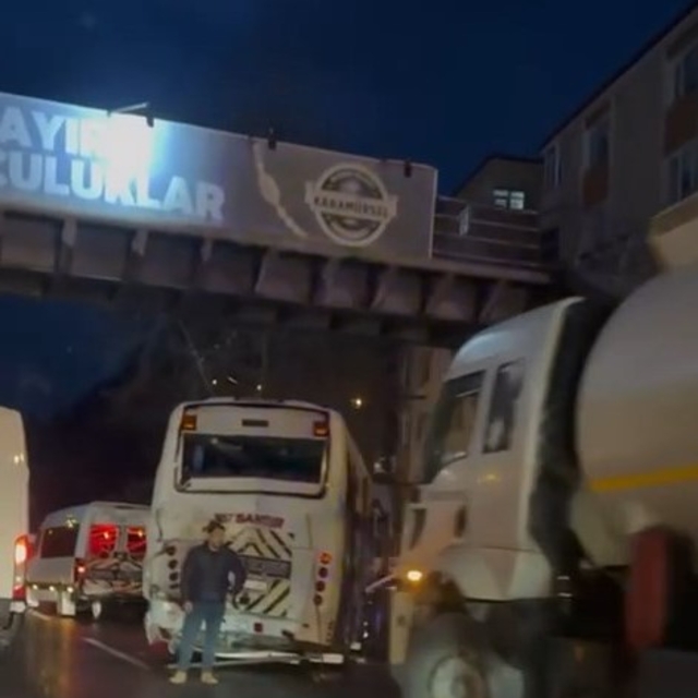 Kocaeli'de zincirleme kaza; 12 yaralı