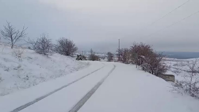 Baskil'de kar yağışı etkili oldu