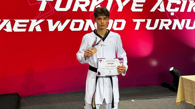Kayserili sporcu, Uluslararası Türkiye Açık Tekvando Turnuvası'nda bronz madalya kazandı