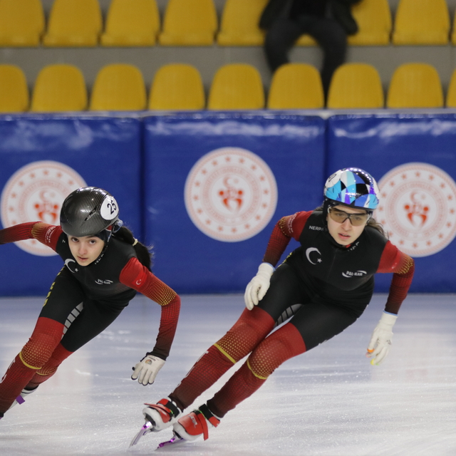 Short Track Federasyon Kupası 3. ve 4. yarışları, Kocaeli'de başladı