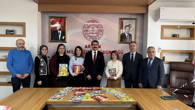 Artvin'de geleneksel çocuk oyunları kitap haline getirildi
