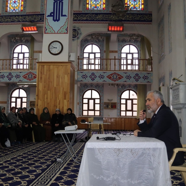 Çankırı'da umreye gideceklere yönelik eğitim semineri