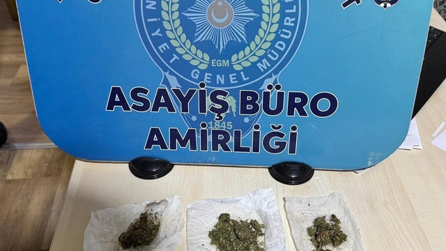 'Dur' ihtarına uymayıp, polise direnen 2 kardeş tutuklandı