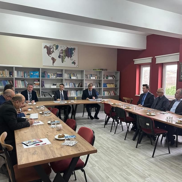 Bafra Kaymakamı İsmail Ahıskalı Mesleki Eğitim Merkezi'ni ziyaret etti