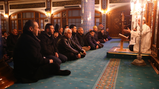 Adana, Mersin, Hatay ve Osmaniye'de Berat Kandili idrak edildi