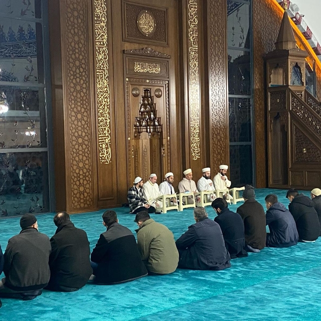 Van'da Berat Kandili dualarla idrak edildi