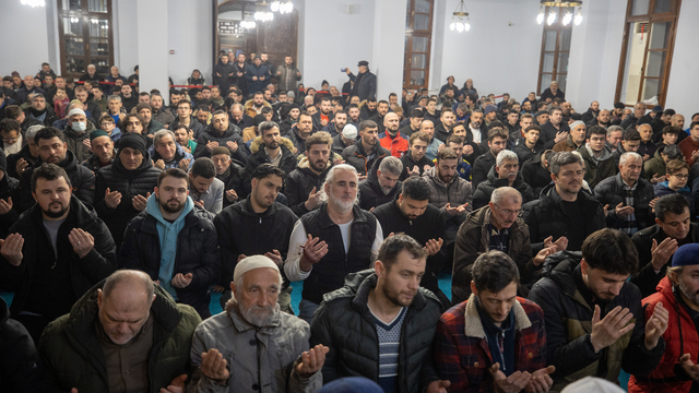 Doğu Marmara ve Batı Karadeniz'de Berat Kandili dualarla idrak edildi