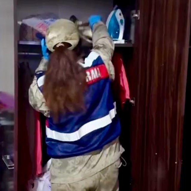 Kars'ta eksi 19 derecede kaçak silah operasyonu: 31 gözaltı