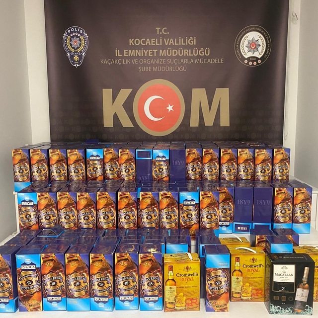 Kocaeli'de 315 litre sahte içki ele geçirildi