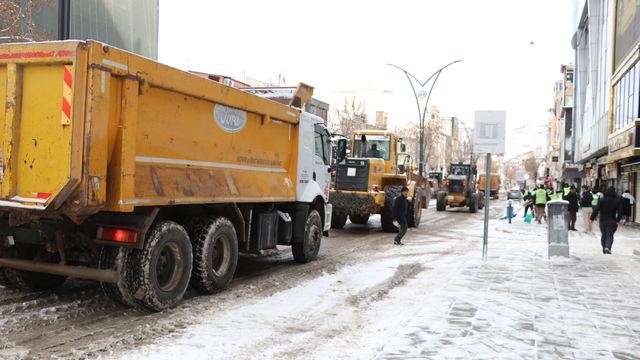 Van Bahçesaray'da okullara 'kar' tatili (2)