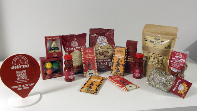 Kadınların ürettiği ürünlerin tek çatı altında satıldığı 'Edirne Yöresel', Türkiye'ye örnek oldu