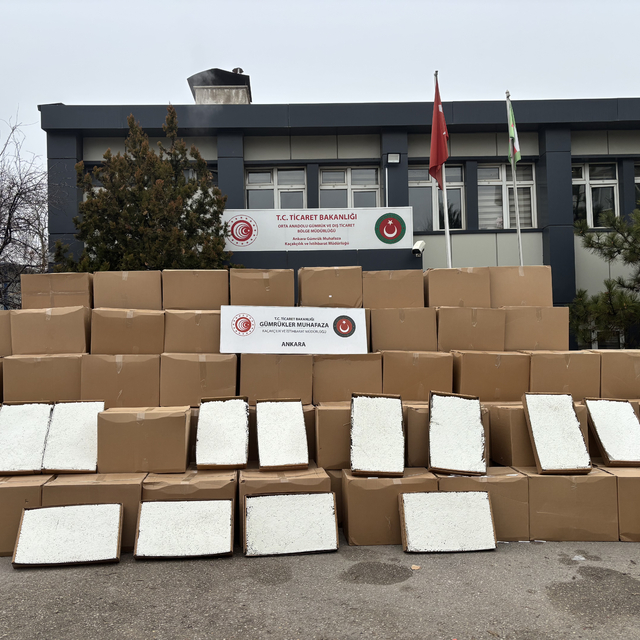 Ticaret Bakanlığı ekiplerinden makaron ve kaçak sigara operasyonları