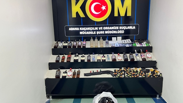 Adana'da kaçak 30 şişe içki ve 445 litre etil alkol ele geçirildi