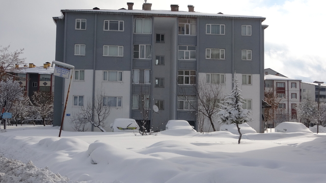 Bitlis'te 219 köy yolu kardan kapalı