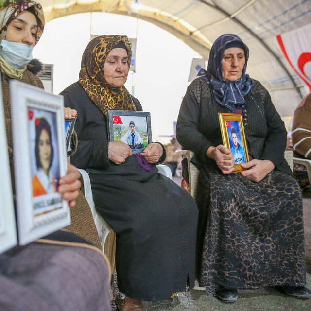 Diyarbakır anneleri evlatlarına kavuşmak istiyor
