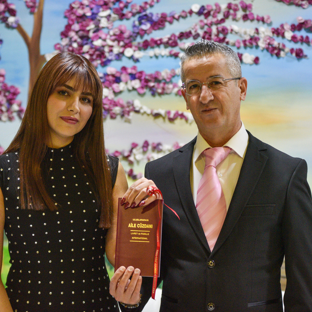 Nikah salonlarında '14 Şubat' yoğunluğu