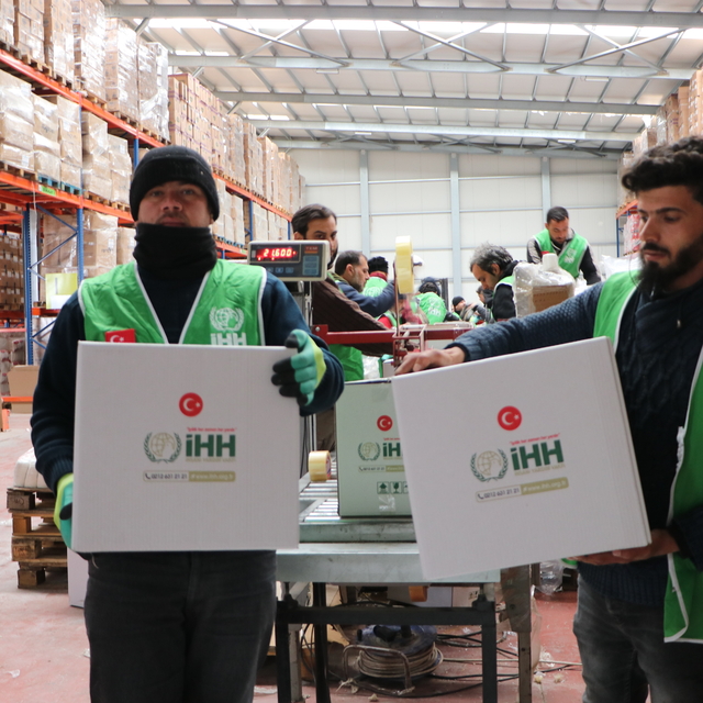 İHH'nin ramazan yardımları Kilis'ten Türkiye'ye dağıtılacak