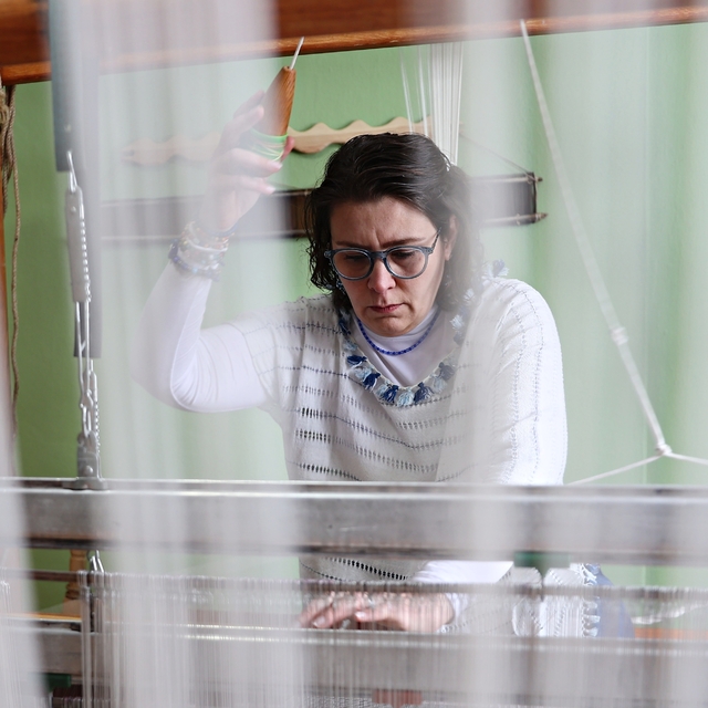 Kenevir dokuma tezgahtarlığı eğitimi için geldiği Samsun'da atölye kurdu