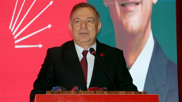 CHP'li Zeybek: İmamoğlu CHP'nin yıldızıdır