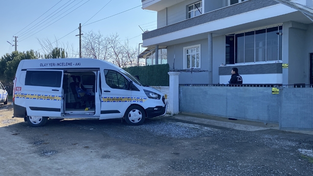 Komşusunu tabancayla yaraladı