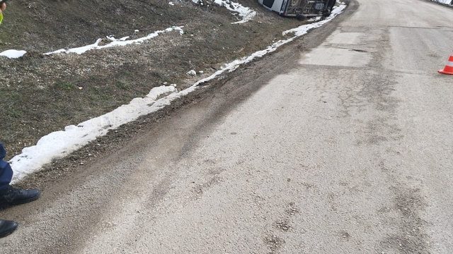 Bolu'da devrilen midibüsteki 22 kişi yaralandı