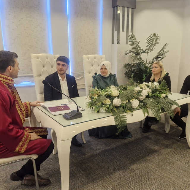 Erbaa Belediye Başkanı Karagöl, 14 Şubat'ta 2 çiftin nikahını kıydı