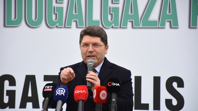 Adalet Bakanı Tunç, Bartın'da Ulus ilçesine doğal gaz verme törenine katıldı: