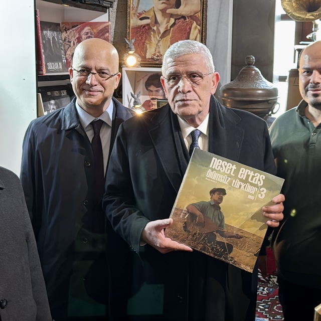 İYİ Parti Genel Başkanı Dervişoğlu, Kırşehir'de ziyaretlerde bulundu