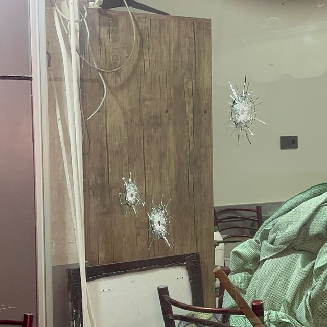 Yaya olarak geldikleri kahvehaneyi kurşunlayıp, kaçtılar