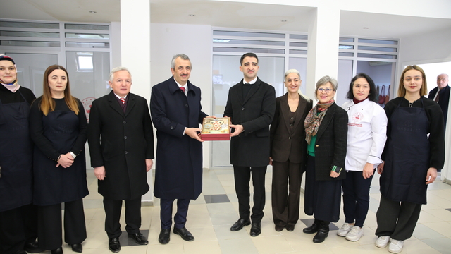 Edirne Valisi Sezer, İpsala'da ziyaretlerde bulundu