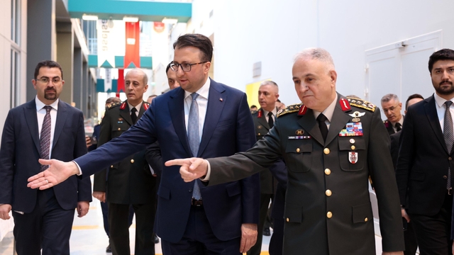 Genelkurmay Başkanı Orgeneral Gürak, ASELSAN Genel Müdürü Akyol'u ziyaret etti