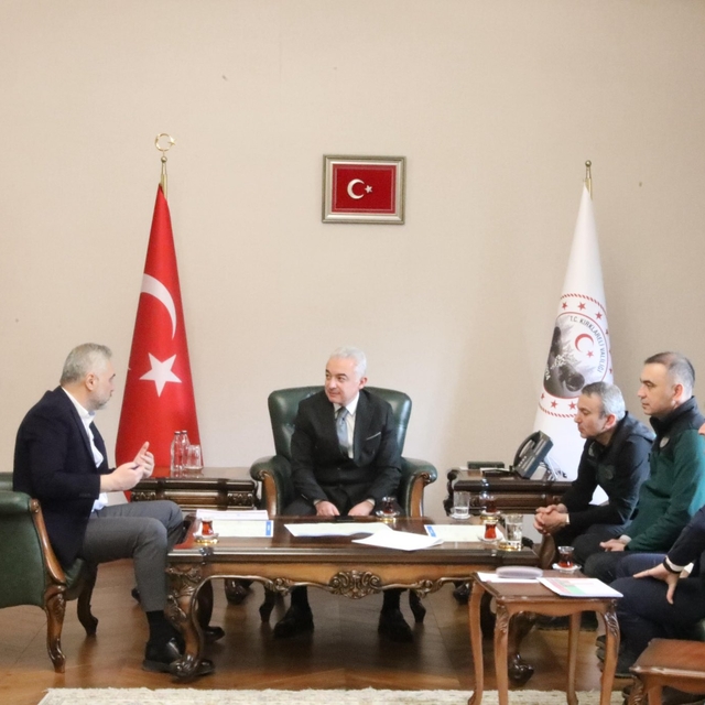 Kırklareli'nde Kayalıköy Barajı'nda kuraklık etkilerinin azaltılması toplan...