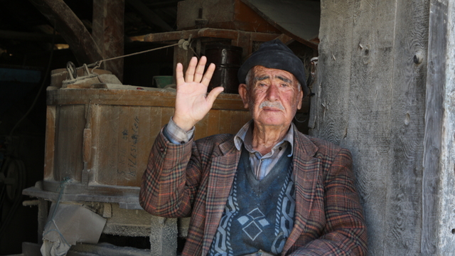 Baba mirası 80 yıllık ekmek teknesinin kapısını her gün açıyor